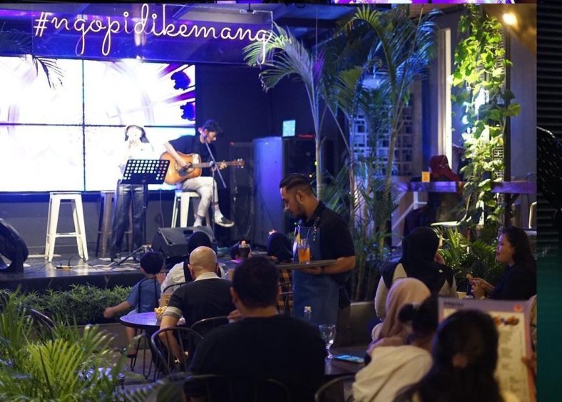 Cafe Live Musik Tehits Dan Terpopuler